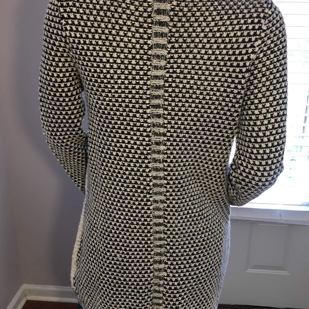 Style & Co Womens Size M Long Sleeve Cardigan Black Gray Cable Knit Sweater - Picture 3 of 10